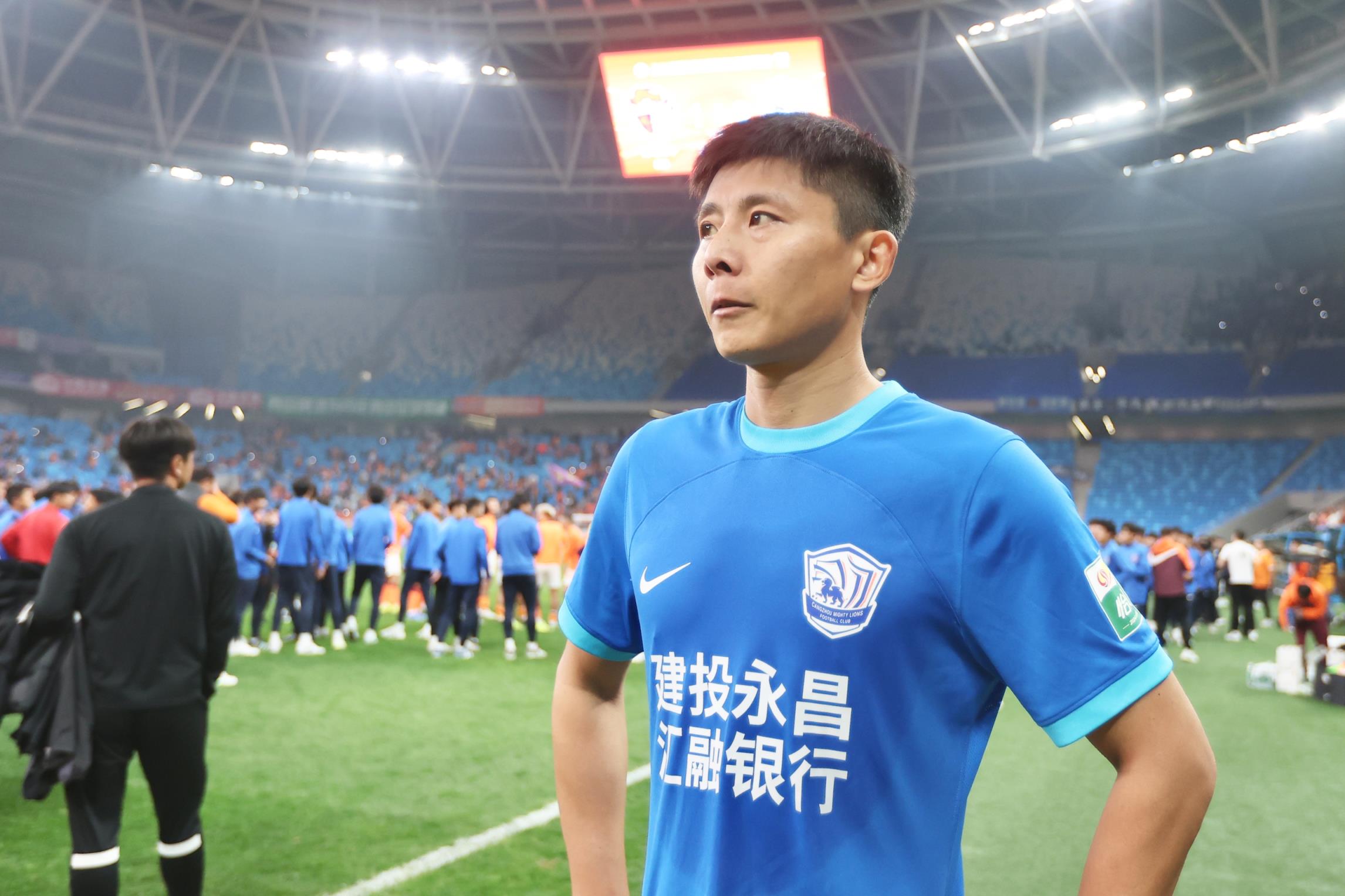 今天第5個(gè)！鄭凱木質(zhì)疑滄州：連續(xù)四年欠球員工資，還能過準(zhǔn)入？